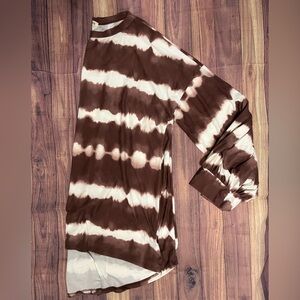 Burgundy and Cream Tie-Dye Top